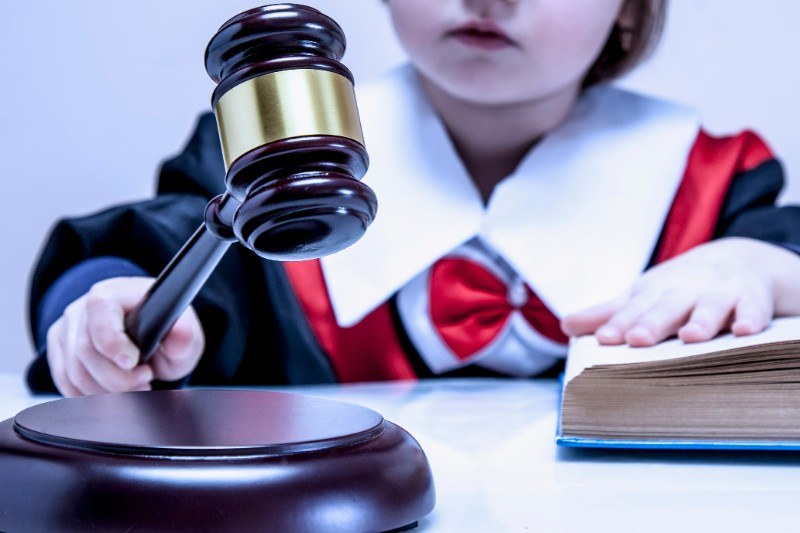 avocat defense devant le tribunal des enfants
